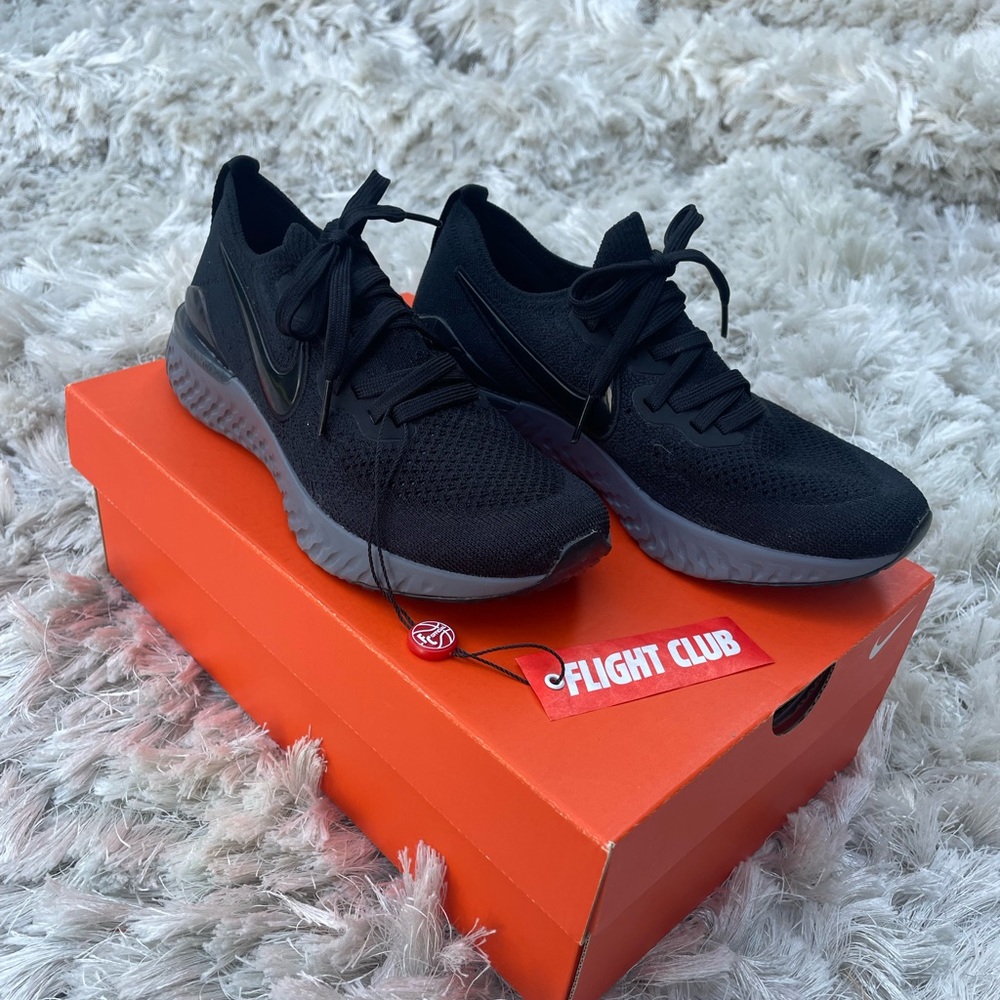 Nike - Women’s Epic React Flyknit 2